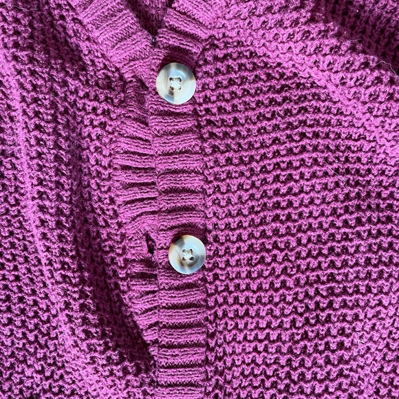 burgundy sweater - Picture 4 of 5